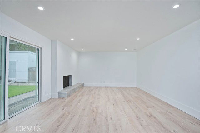 Building Photo - 19366 Citronia St