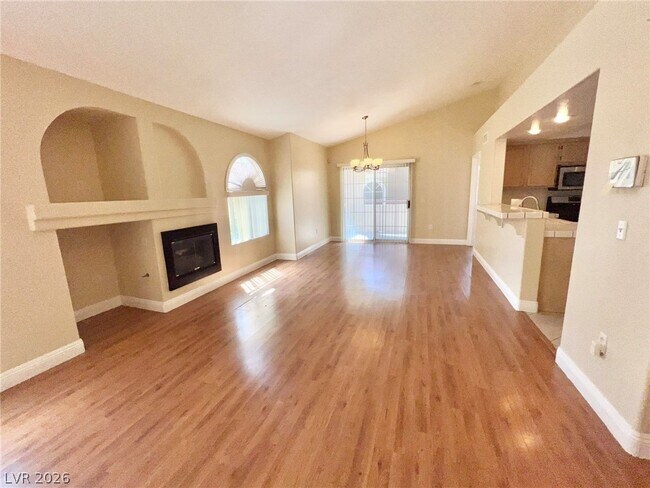 Building Photo - 7950 W Flamingo Rd