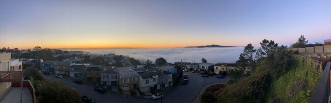 Building Photo - 3BR/2BA | Unobstructed Panoramic Views | Live Above the Fog | Intentional Living