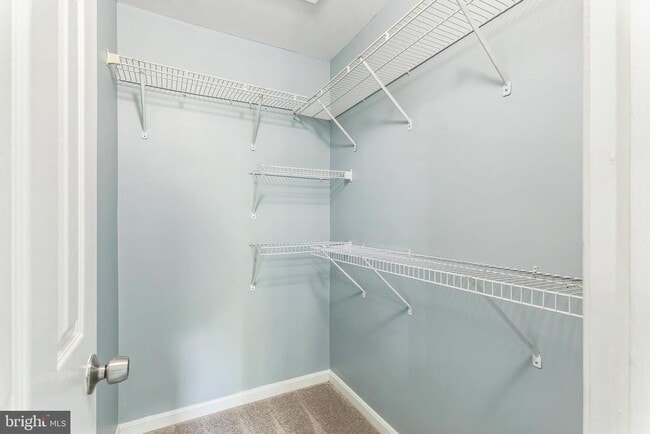 Building Photo - 20539 Golf Course Dr