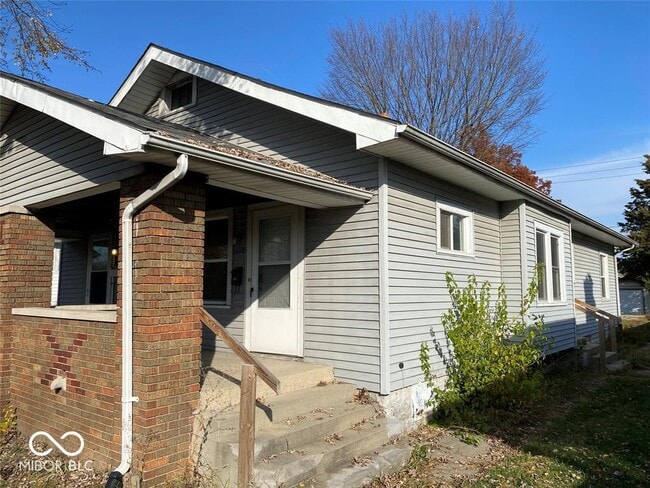 Building Photo - 905 N Emerson Ave