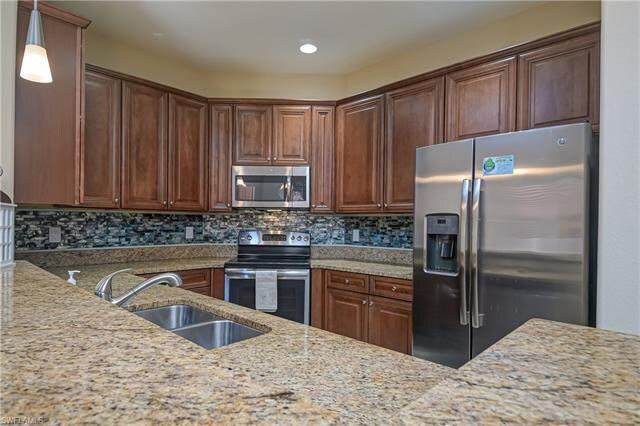 Building Photo - 11736 Izarra Way