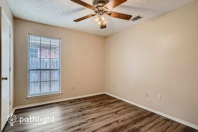 Building Photo - 4948 Wolf Creek Trail, Flower Mound, TX, 7...