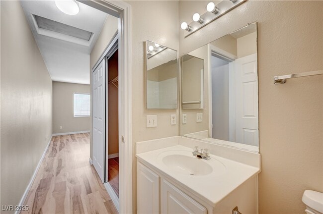 Building Photo - 10164 Tree Bark St