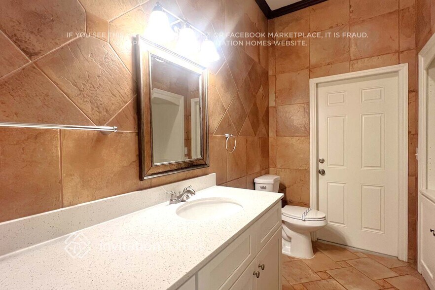 Building Photo - 2104 New Victor Rd