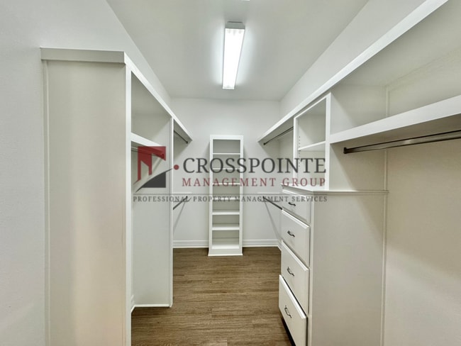 Building Photo - 3 Bedroom 2 Bath Near Three Lakes MS!