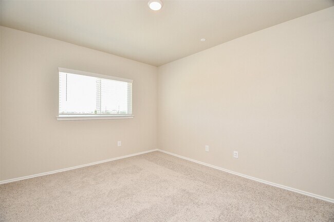 Building Photo - 2914 Scanlan Mdw