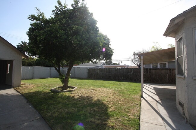 Building Photo - 4508 E Illinois Ave