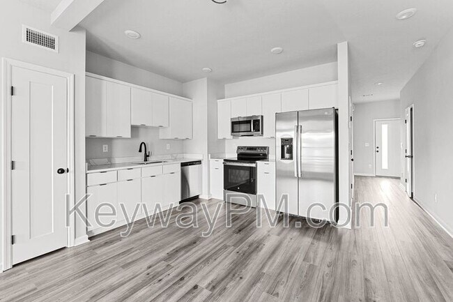 Building Photo - 847 Felix Way