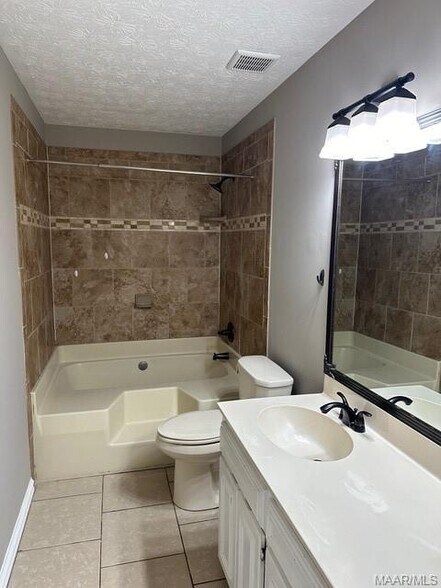 Building Photo - 508 Deer Path