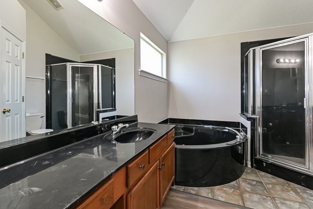 Building Photo - 12749 Fox Hunter's Dr