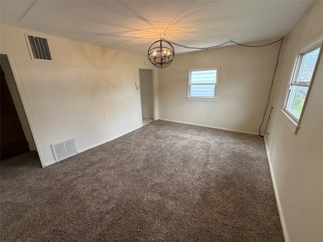 Building Photo - 1139 W 36th St