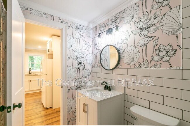 Building Photo - 4932 Rock Haven Dr SW