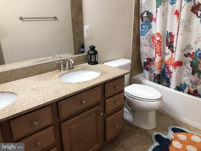 Building Photo - 44388 Foxthom Terrace