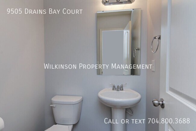 Building Photo - 9505 Drains Bay Ct