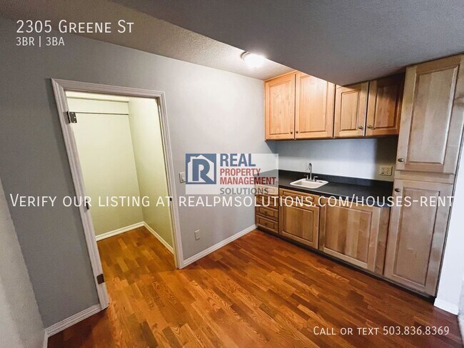 Building Photo - 2305 Greene St