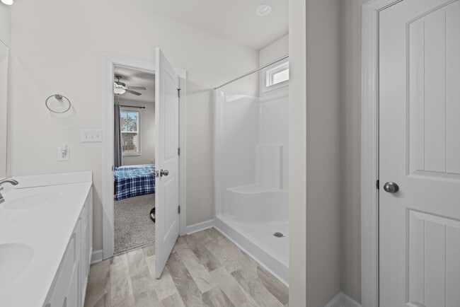 Building Photo - 243 Shallowbag Bay Ln