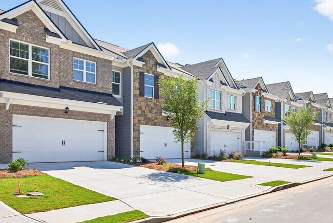 Building Photo - 3121 Greyton Dr