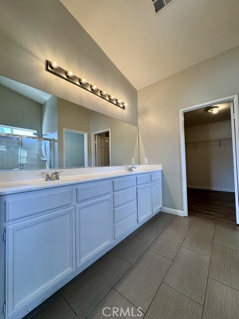 Building Photo - 37876 Amberleaf Ct