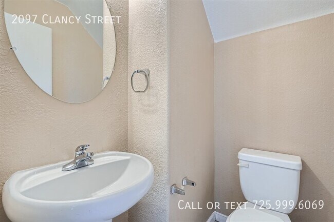Building Photo - Charming Wexford Village Home: Open Layout...
