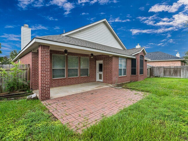 Building Photo - 24526 Blane Dr
