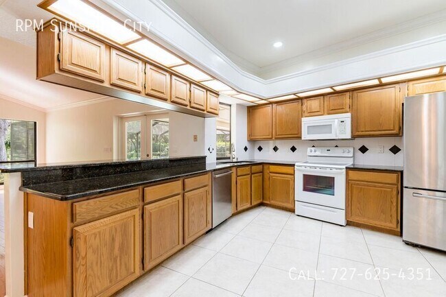 Building Photo - 1450 Waterwood Dr