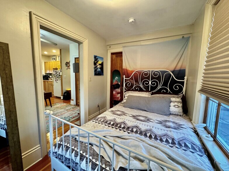 Building Photo - 24 Grovenor Rd