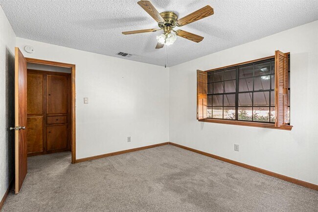 Building Photo - 108 Augusta Ln