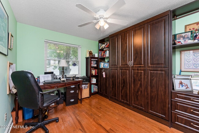 Building Photo - 121 Bluefish Ave