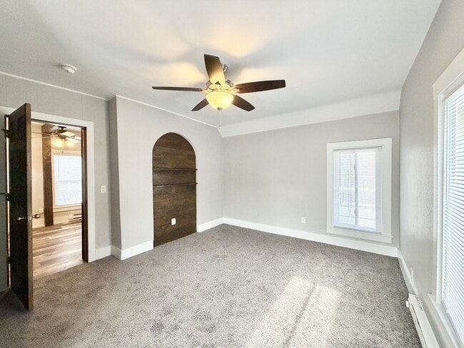 Building Photo - 710-712 S Ringold St