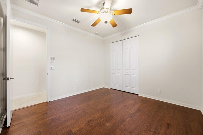 Building Photo - 195 Sedona Way