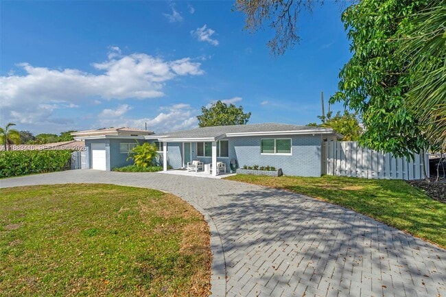 Building Photo - 465 NW 11th St