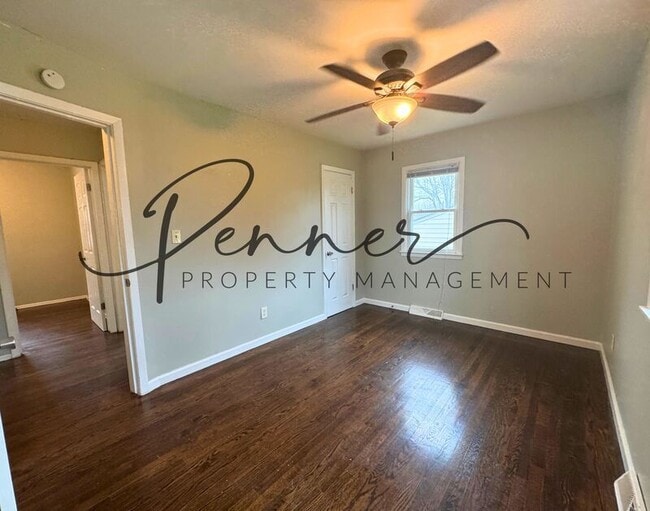 Building Photo - 513 NW Ward Ln