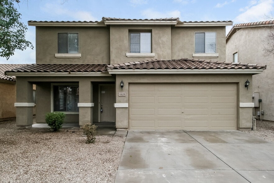 Primary Photo - 1629 E Anastasia St