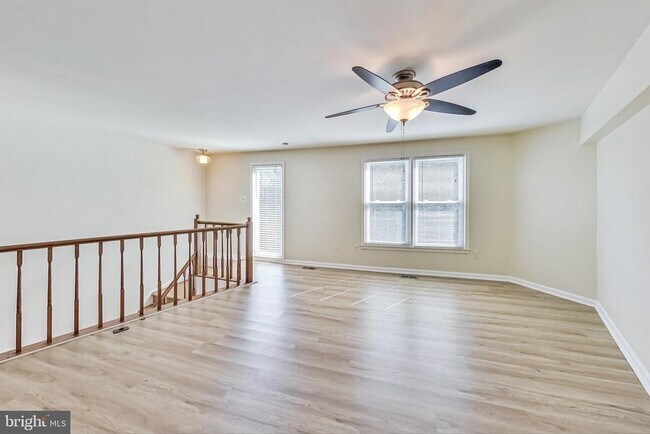 Building Photo - 11924 Redtree Way