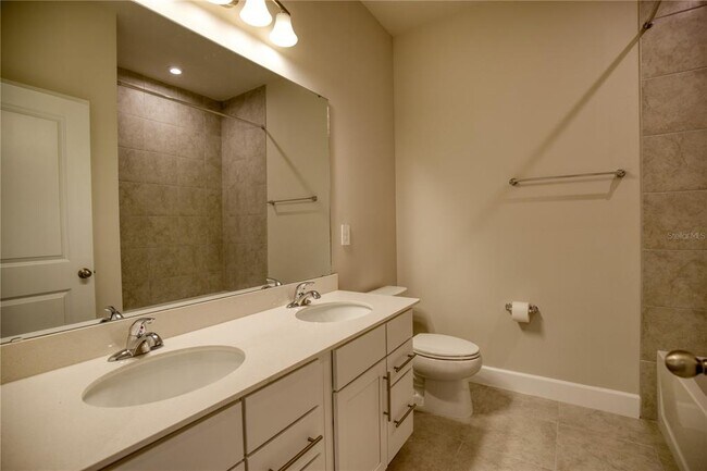 Building Photo - 16419 S Port Harbor Blvd