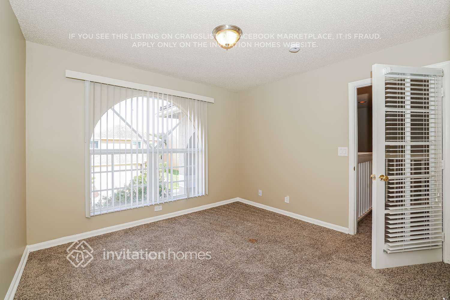 Building Photo - 1081 Fairfax Cir W