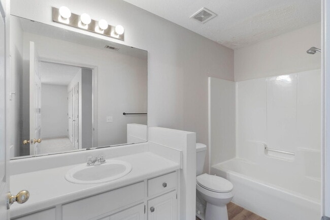 Building Photo - 6334 Cottage Woods Dr