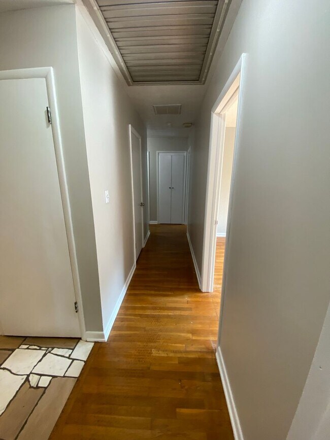 Building Photo - 2663 E Stanford St