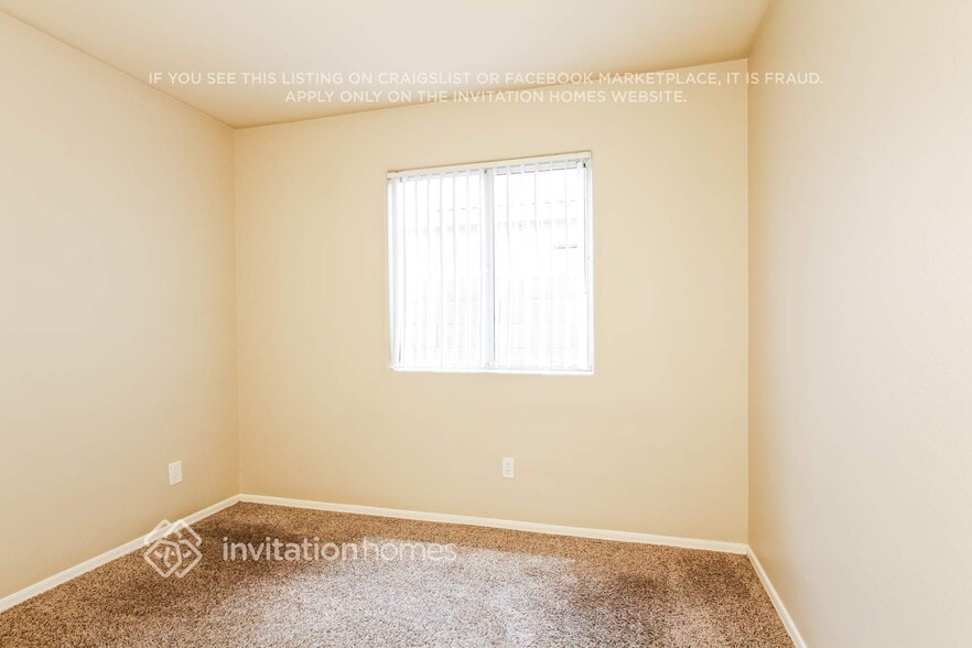 Building Photo - 2046 N 90th Ln
