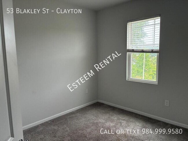 Building Photo - 53 Blakley St-Clayton