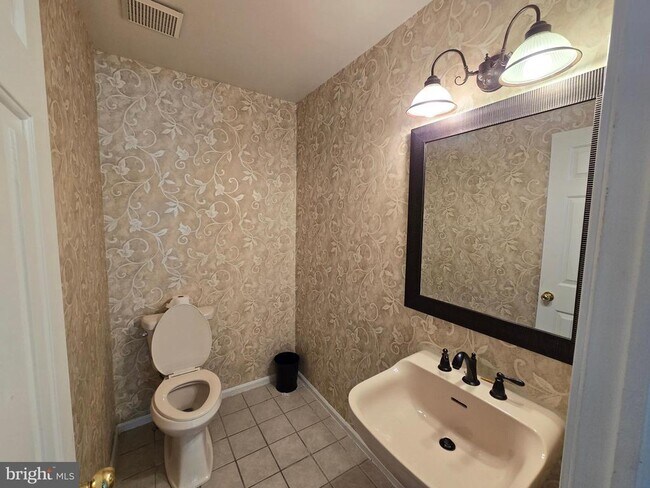 Building Photo - 26 Las Brisas Blvd