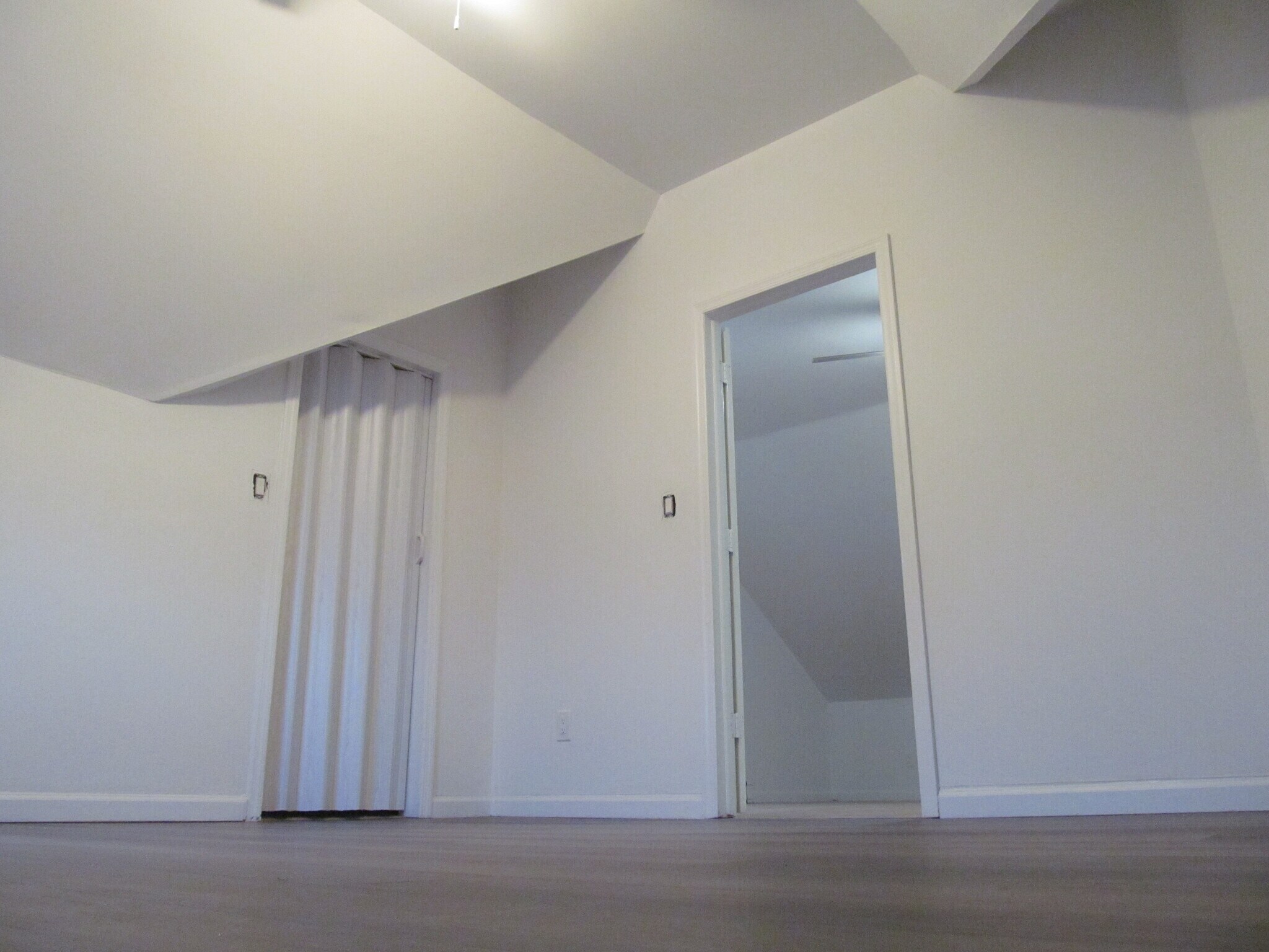 2nd level Bedroom No. 3-pic 3 - 307 N 7th St