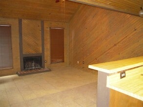 Building Photo - 24605 Pools Creek Dr