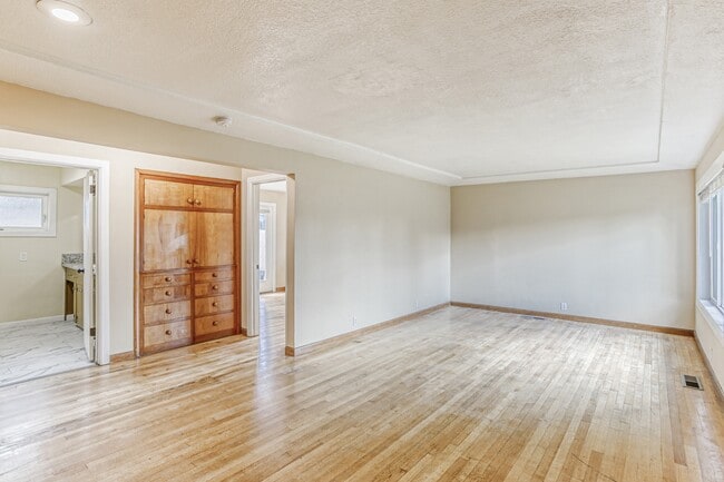 Building Photo - 7010 NE Alberta St