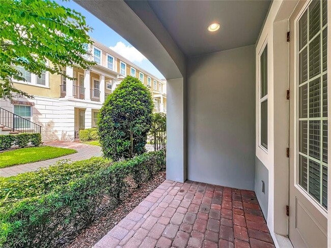 Building Photo - 561 Scotia Pl