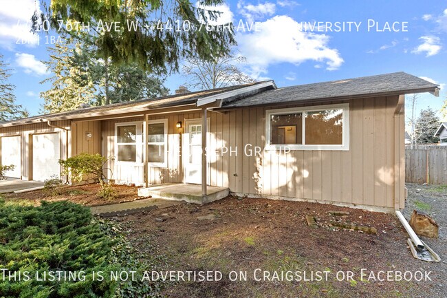 Building Photo - Sun-filled 2BD/1BA in University Place Duplex