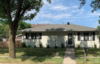 Building Photo - Moorhead Single Family Homes