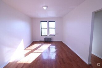 Building Photo - 2 bedroom in Queens NY 11354