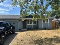 Building Photo - Beautifully updated 2 bedroom 1 bathroom d...